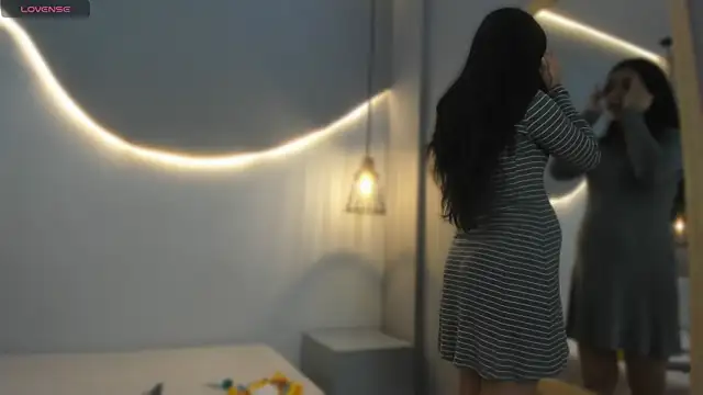 lucelly 15 online show from January 12, 2026, 11:48 am