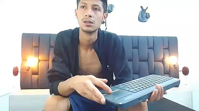 Dangerous dogg online show from February 26, 2025, 6:32 pm