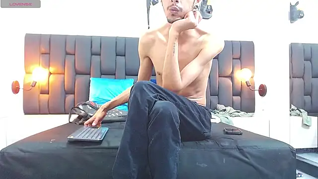 Dangerous dogg online show from March 19, 2025, 6:23 pm