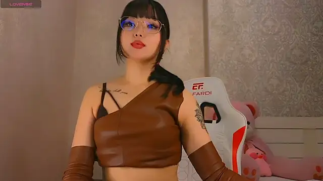 Snapshot of Demonic_Angel_ chatting on April 30, 2026, 4:13 pm Demonic Angel online show from April 30, 2026, 4:13 pm