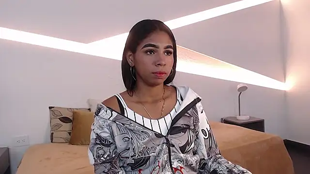 Snapshot of Lana_Starlett chatting on September 13, 2025, 3:28 am Lana Starlett online show from September 13, 2025, 3:28 am