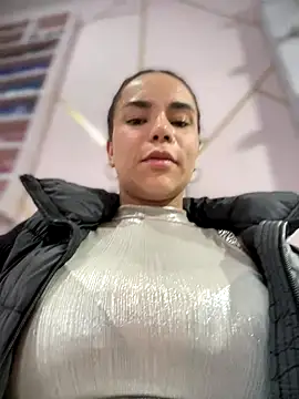 Naatalia online show from October 20, 2025, 10:10 pm