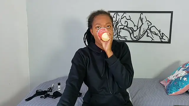 karina-lopez online show from January 13, 2026, 1:16 pm