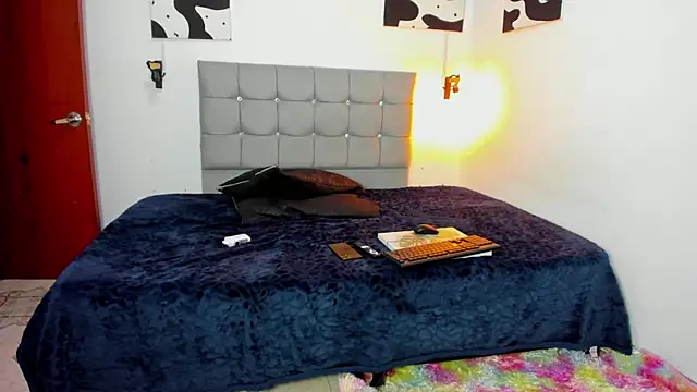 Zyo n Zafira online show from February 23, 2025, 4:07 am