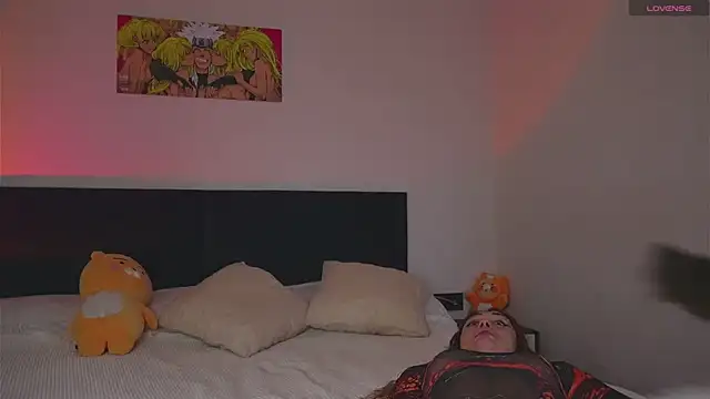 Snapshot of Limy_Sweet chatting on October 6, 2025, 8:45 am Limy Sweet online show from October 6, 2025, 8:45 am