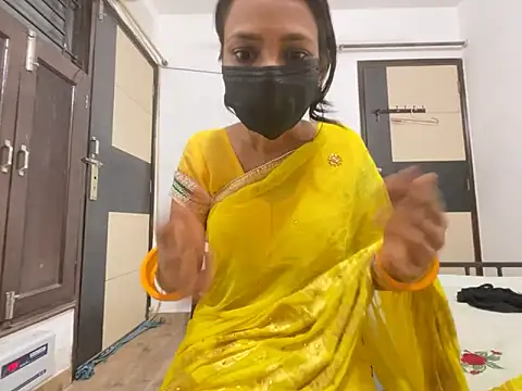 aliya bhatt online show from September 15, 2025, 10:54 pm