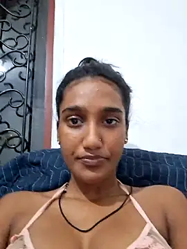 indianpink lips online show from March 5, 2025, 6:45 pm