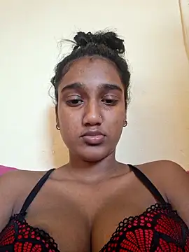 indianpink lips online show from October 11, 2025, 12:15 pm