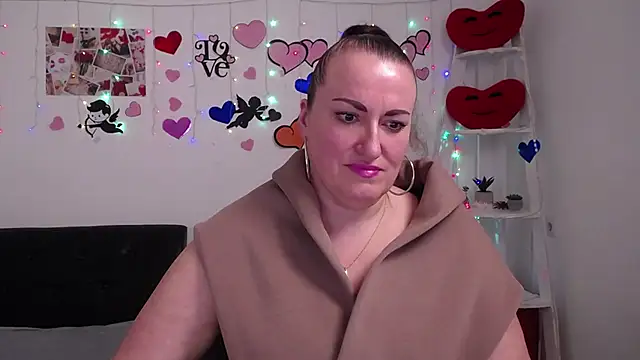 DianaMGG online show from March 2, 2025, 12:22 pm