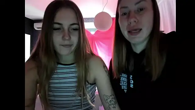 Snapshot of vikky_s1 chatting on March 19, 2025, 12:34 pm vikky s1 online show from March 19, 2025, 12:34 pm