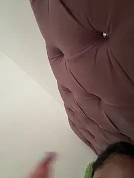 SofiaBennett  online show from February 21, 2026, 3:35 pm