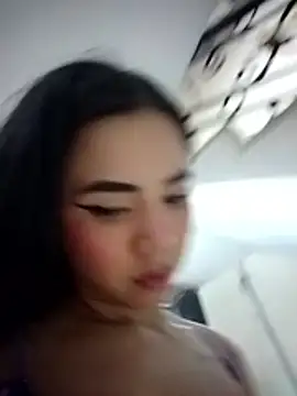 Snapshot of Natty_roberts_ chatting on March 3, 2026, 11:21 pm Natty roberts online show from March 3, 2026, 11:21 pm