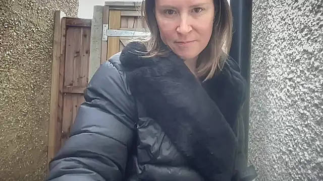 eatmypie69 online show from February 2, 2026, 9:52 am