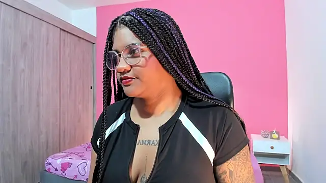 ZahraRose online show from November 27, 2025, 6:32 pm