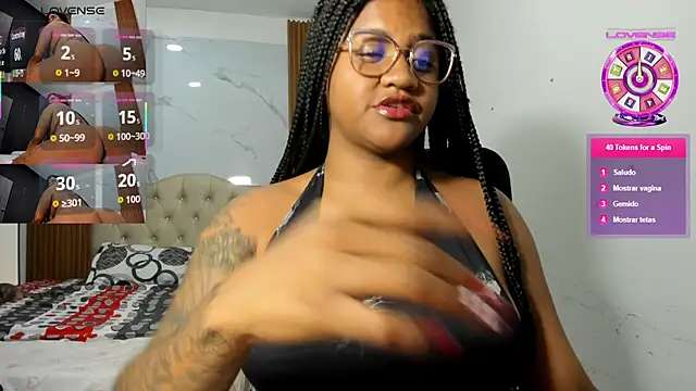 ZahraRose online show from June 19, 2026, 8:56 pm