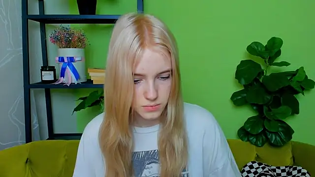 EdlaHewell online show from February 17, 2025, 8:30 am