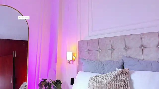 JasmineRoss 1 online show from March 15, 2026, 12:55 pm