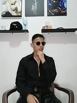 Mr-Eros-Master online show from February 16, 2025, 12:41 am