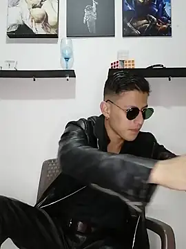 Mr-Eros-Master online show from February 16, 2025, 4:31 am