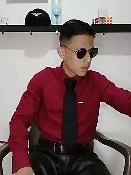 Mr-Eros-Master online show from February 18, 2025, 4:26 pm