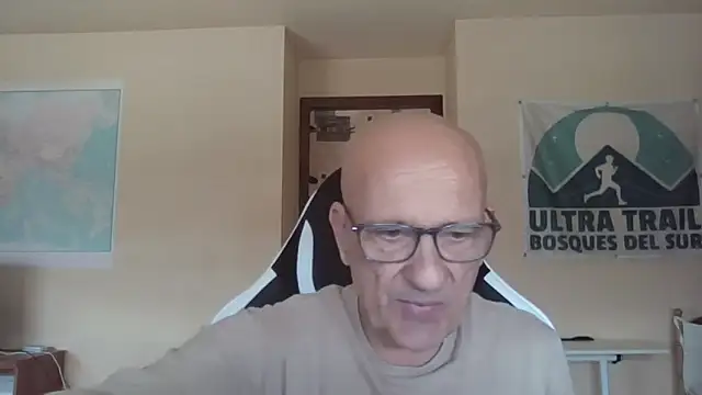 llopaco online show from May 4, 2026, 10:00 am