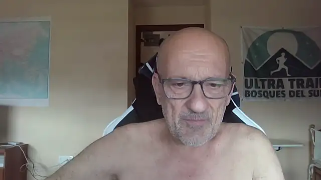 llopaco online show from May 9, 2026, 9:47 am