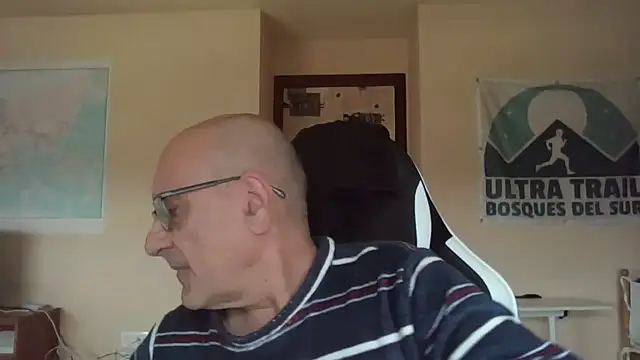 llopaco online show from May 11, 2026, 9:37 am
