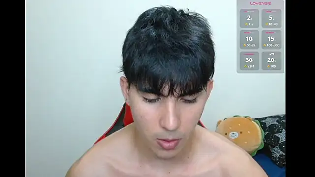 Snapshot of neithanzynxx chatting on October 3, 2025, 8:17 pm neithanzynxx online show from October 3, 2025, 8:17 pm