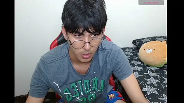 Snapshot of neithanzynxx chatting on October 26, 2025, 7:53 pm neithanzynxx online show from October 26, 2025, 7:53 pm