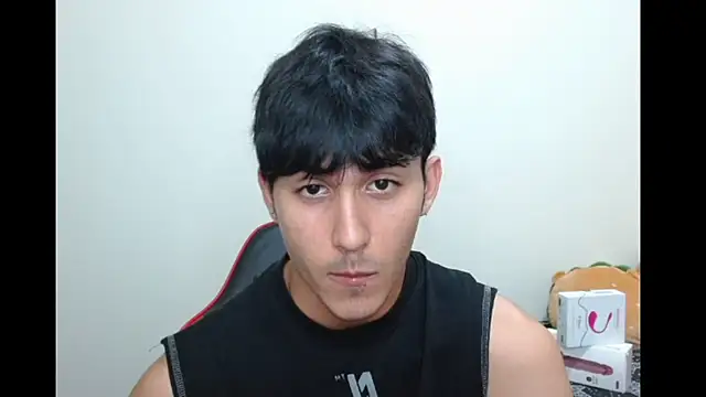 Snapshot of neithanzynxx chatting on October 27, 2025, 7:51 pm neithanzynxx online show from October 27, 2025, 7:51 pm