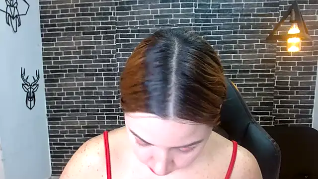 vanessa bonesmith online show from March 19, 2025, 1:21 am