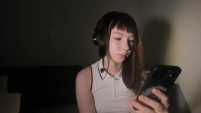 Sindy Juxx online show from March 21, 2026, 4:21 pm