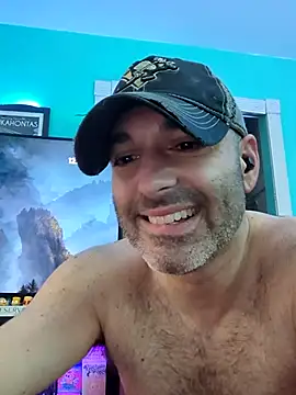 Snapshot of Novabear6996 chatting on May 4, 2026, 4:03 pm Novabear6996 online show from May 4, 2026, 4:03 pm