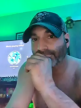 Novabear6996 online show from June 26, 2026, 3:44 am