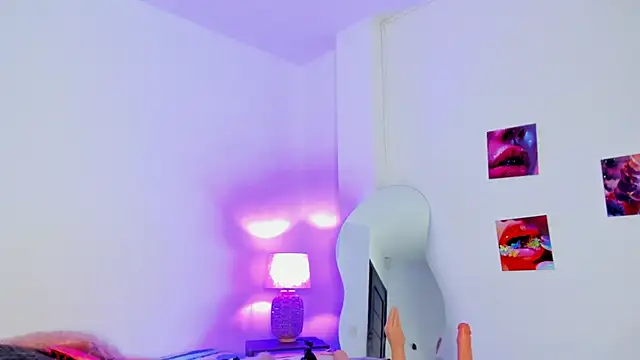 Snapshot of naomy_68 chatting on October 17, 2025, 3:42 am naomy 68 online show from October 17, 2025, 3:42 am