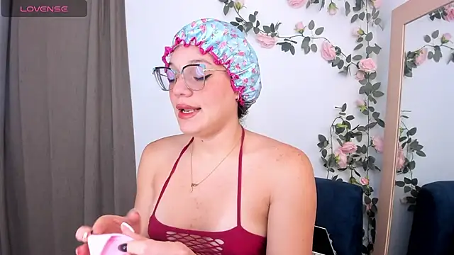 Baby Asshley online show from October 5, 2025, 7:12 pm