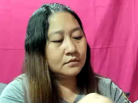 hotchubby88 online show from December 18, 2024, 3:37 am