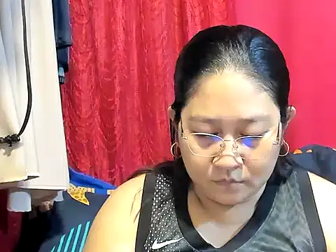 Snapshot of hotchubby88 chatting on May 14, 2026, 2:51 am hotchubby88 online show from May 14, 2026, 2:51 am