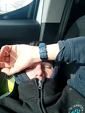 Snapshot of stfbi chatting on February 18, 2025, 11:44 am stfbi online show from February 18, 2025, 11:44 am