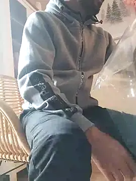 Snapshot of stfbi chatting on March 22, 2025, 2:58 pm stfbi online show from March 22, 2025, 2:58 pm