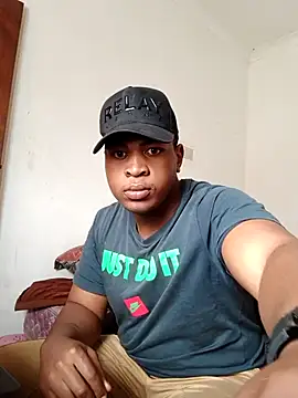 Snapshot of bosszonke123 chatting on May 1, 2026, 9:47 am bosszonke123 online show from May 1, 2026, 9:47 am
