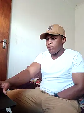 Snapshot of bosszonke123 chatting on May 3, 2026, 2:45 pm bosszonke123 online show from May 3, 2026, 2:45 pm