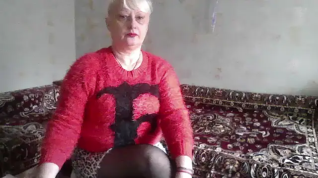 Snapshot of NikolinaBounty chatting on October 19, 2025, 7:42 am NikolinaBounty online show from October 19, 2025, 7:42 am