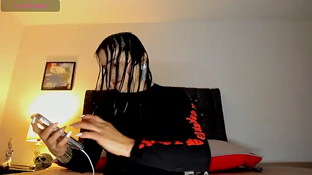 Skay Hot online show from December 30, 2024, 3:14 am