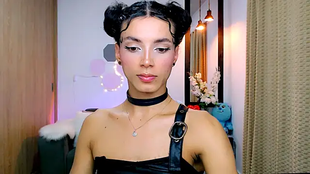 nilam valker online show from March 15, 2025, 3:51 am