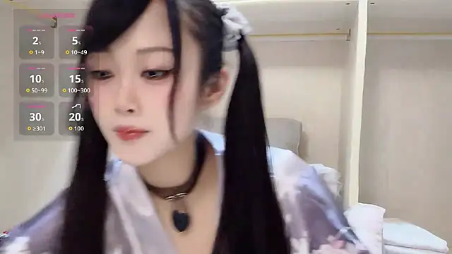 Snapshot of yueyue2003 chatting on May 3, 2026, 12:33 pm yueyue2003 online show from May 3, 2026, 12:33 pm
