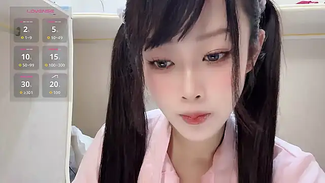 Snapshot of yueyue2003 chatting on May 4, 2026, 12:34 pm yueyue2003 online show from May 4, 2026, 12:34 pm