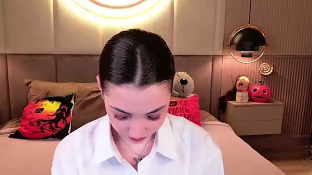 Alice Deleon online show from October 19, 2025, 6:36 am