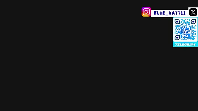 Snapshot of blue_katt chatting on May 5, 2026, 4:42 am blue katt online show from May 5, 2026, 4:42 am