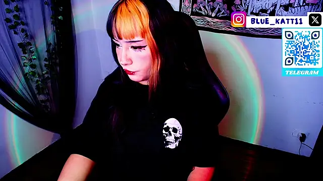 Snapshot of blue_katt chatting on July 1, 2026, 2:57 am blue katt online show from July 1, 2026, 2:57 am